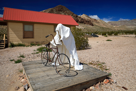 Shots 17 - 28:  Rhyolite Ghost Town Art